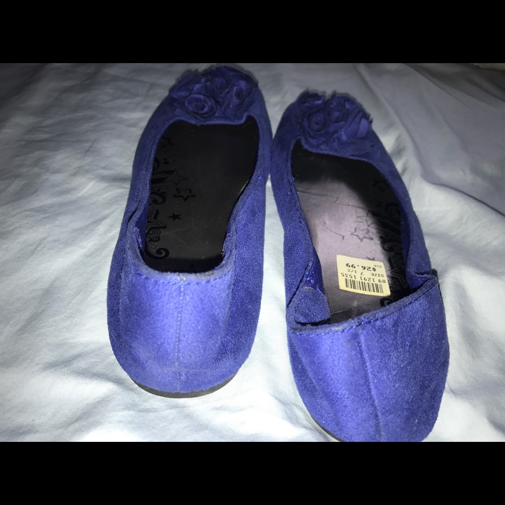 Blue flats/shoes - Picture 2 of 3
